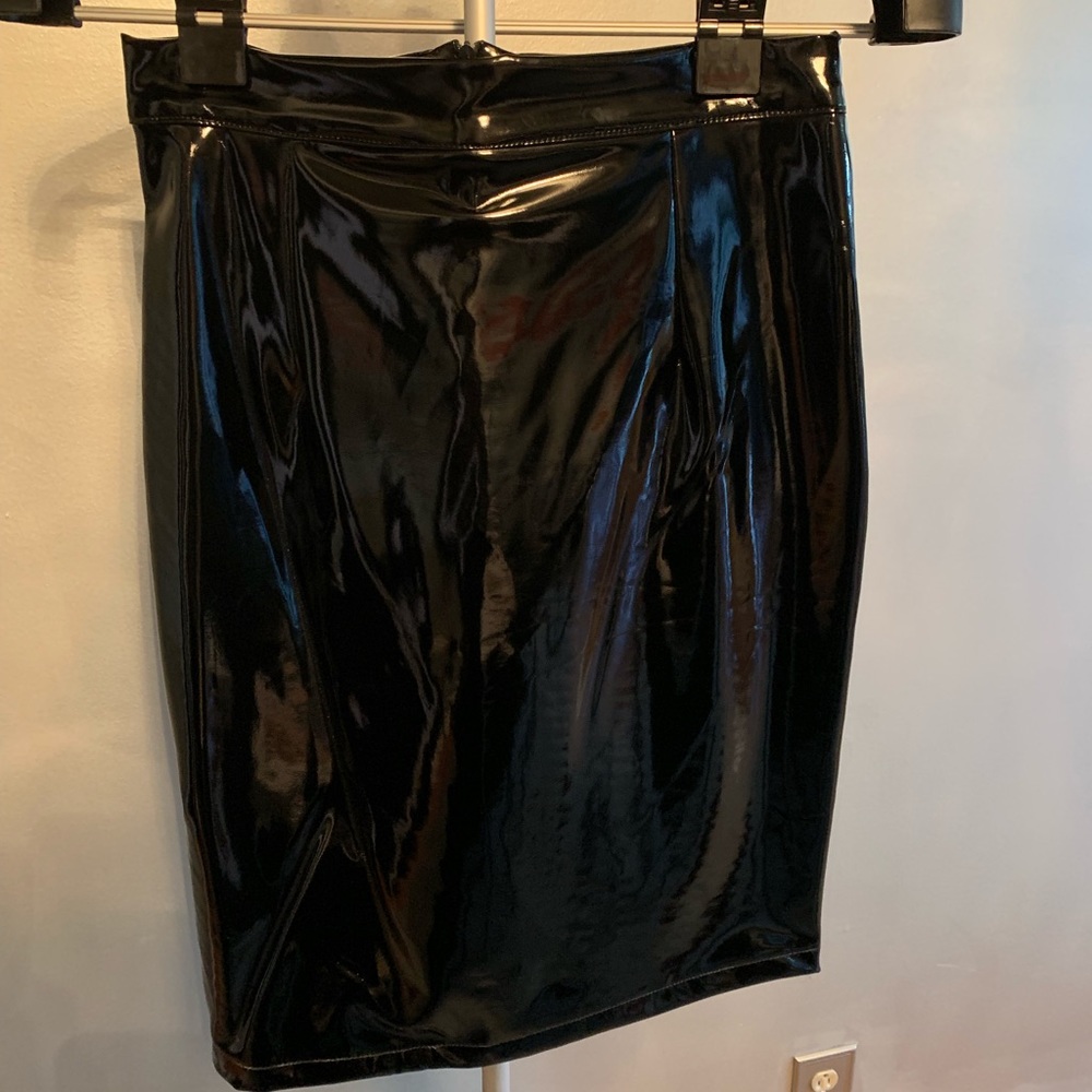 Women’s skirt